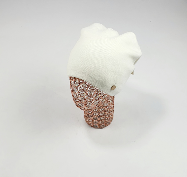 Шапка Мелиса флис арт.09619 Korkki жен. 56-58 (молочный)